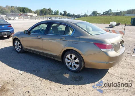 2008 Honda Accord 2.4 Ex z USA, uszkodzony, nr VIN 1HGCP26708A115956